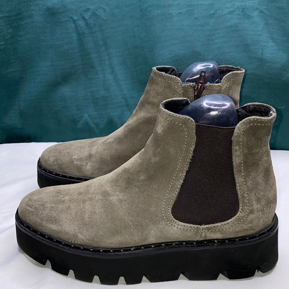 LAMICA LUGSOLE ANKLE BOOTIE - Picture 2 of 15